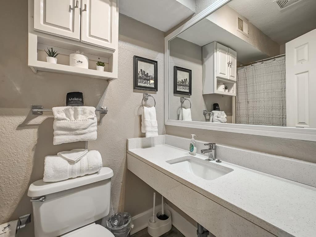 캔자스시티 Heart Of Westport 1Br 빌라 외부 사진