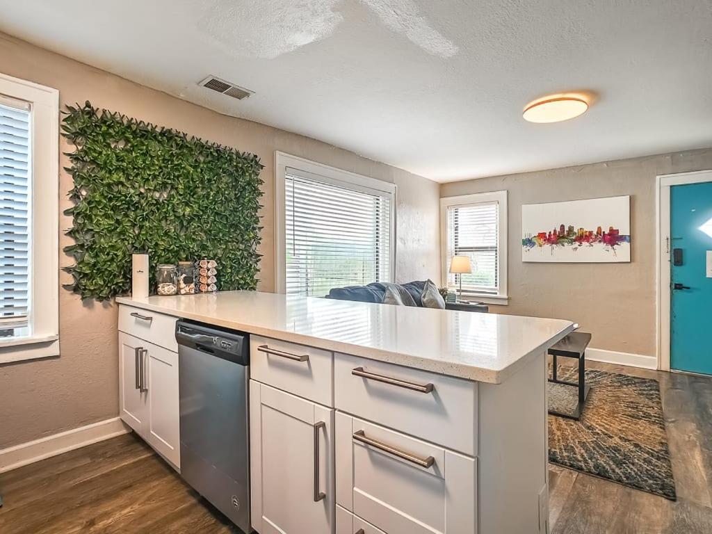 캔자스시티 Heart Of Westport 1Br 빌라 외부 사진