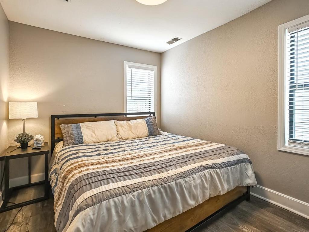 캔자스시티 Heart Of Westport 1Br 빌라 외부 사진